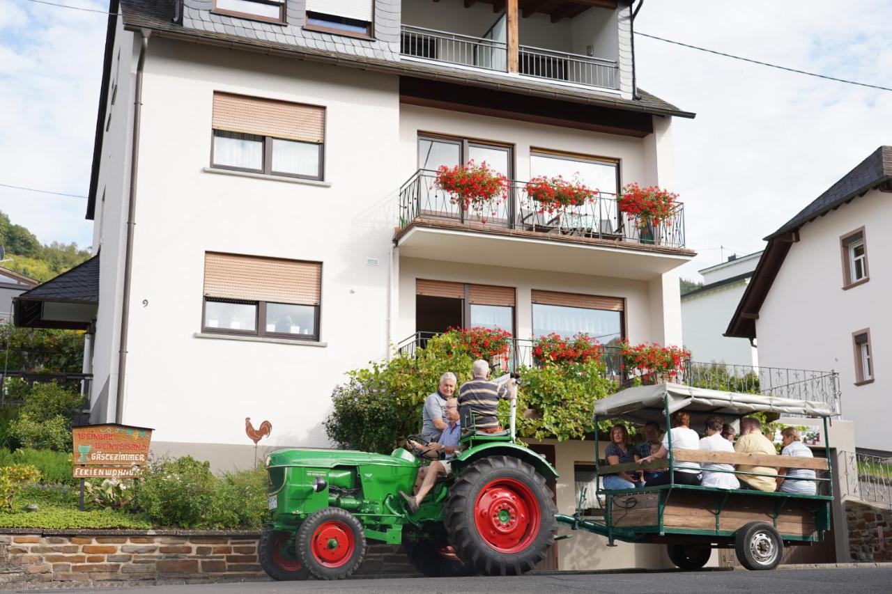 Ferienweingut Hirschen Schulstrasse Bed & Breakfast Burg  Exterior photo